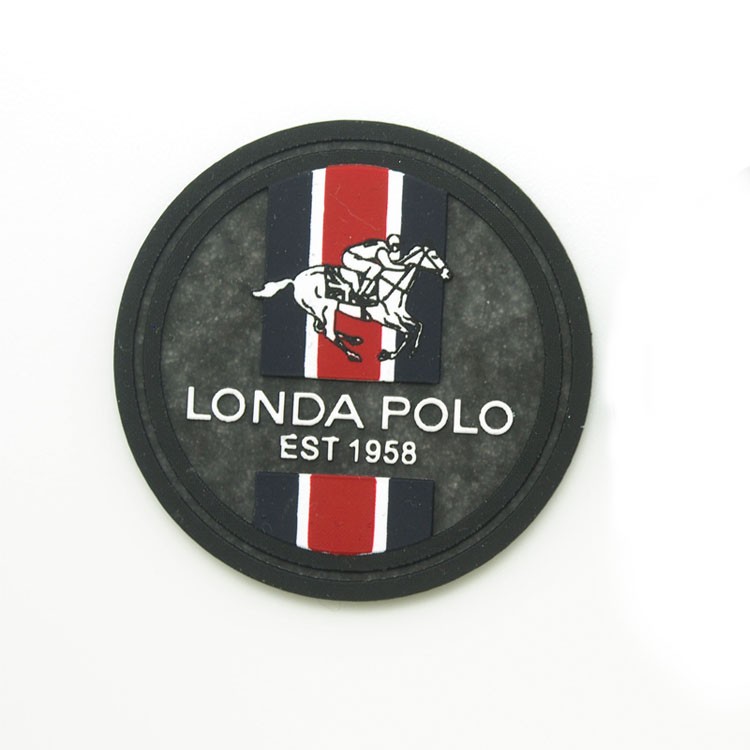 廠家直銷卡通PU魔術貼章仔刺繡背膠衣服大補丁貼繡花章仔廠家批發(fā)